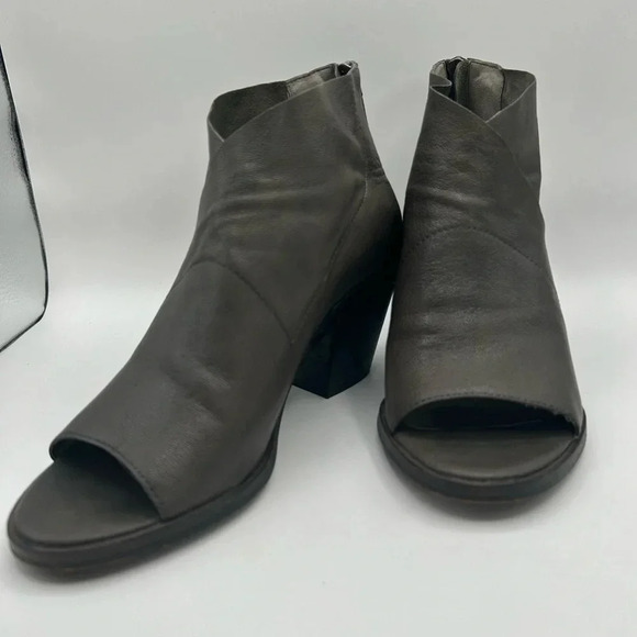 EILEEN FISHER 'Ink' Open Toe Block Heel Bootie  Sandal Gray Leather Size 7 - Picture 6 of 15
